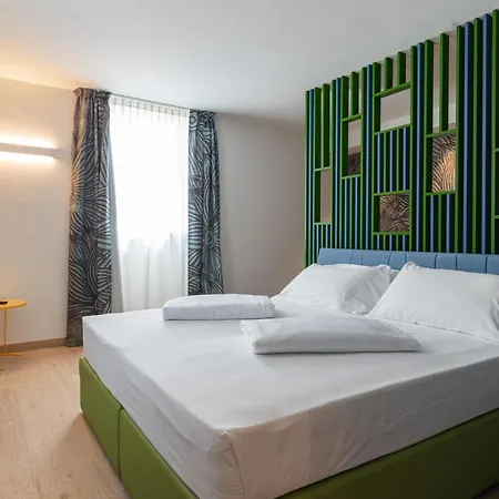 Lillil - Popping Holiday Riva del Garda Exterior photo