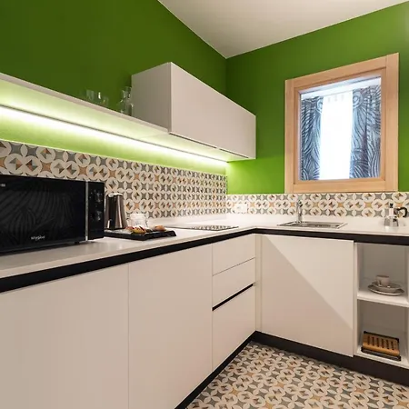 Lillil - Popping Holiday Riva del Garda Exterior photo