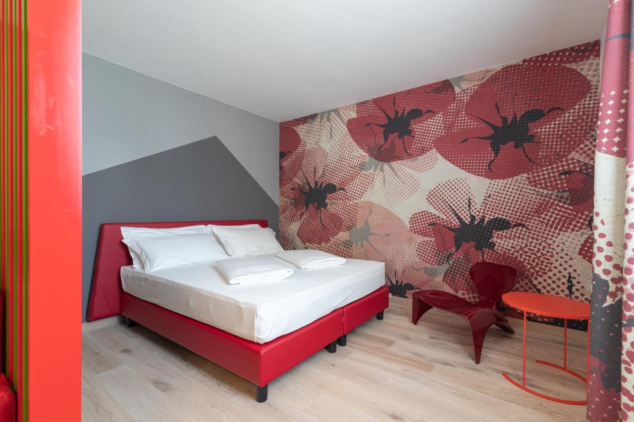 Lillil - Popping Apartment
